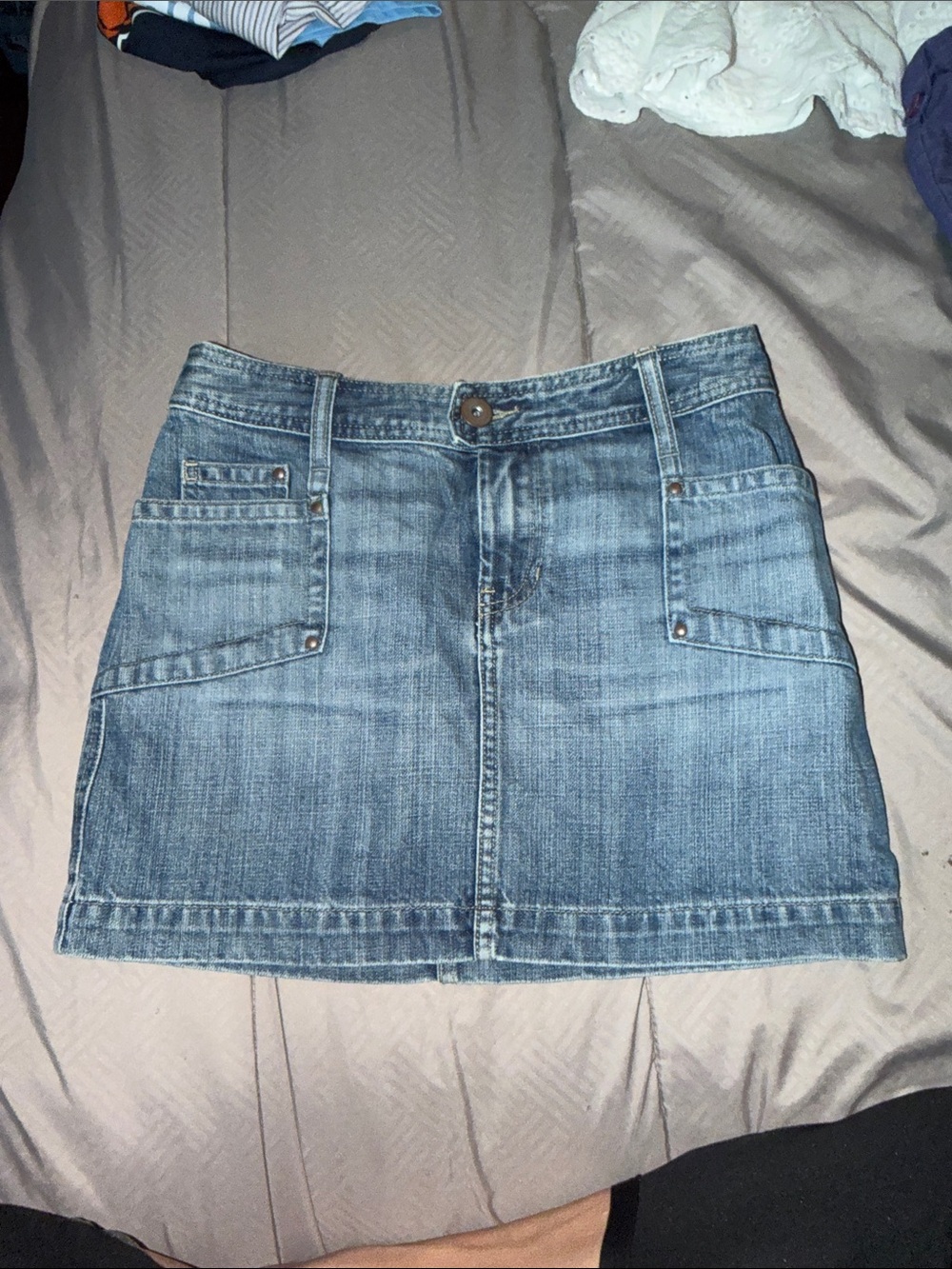 H&M light-wash denim mini skirt size 6